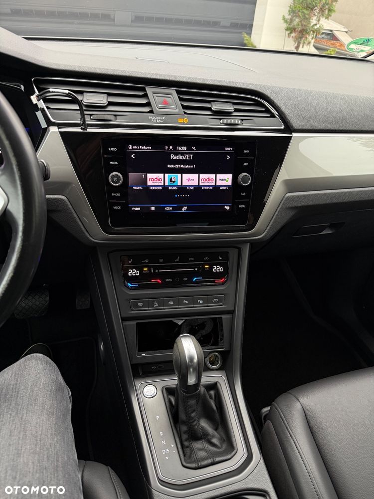 Volkswagen Touran - 21