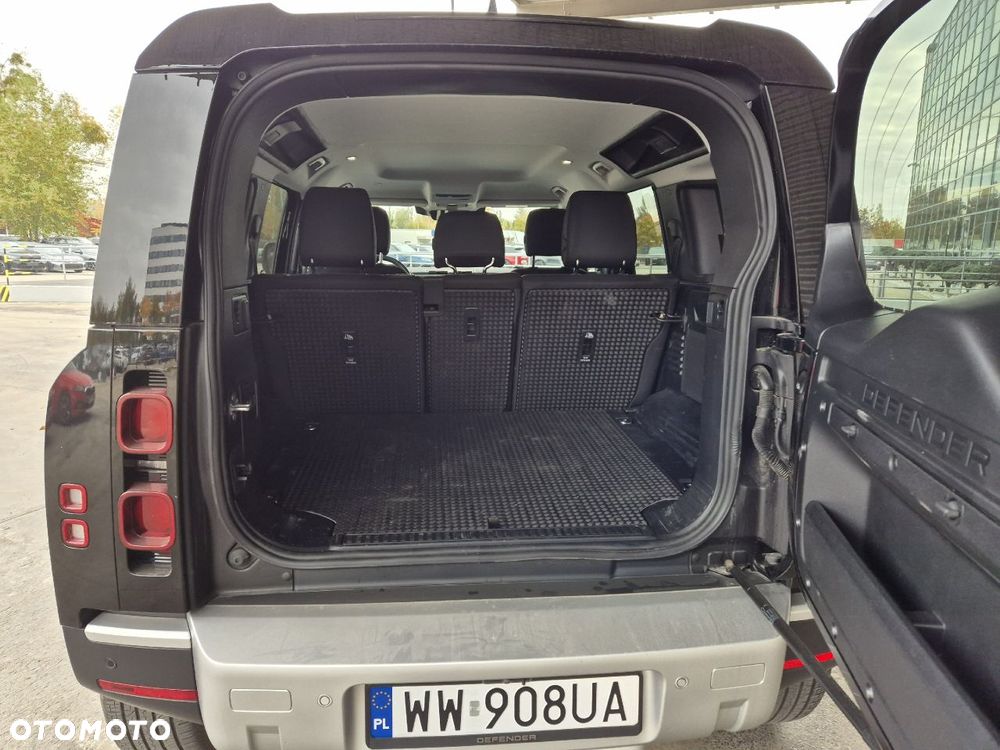 Land Rover Defender 110 D250 S - 6