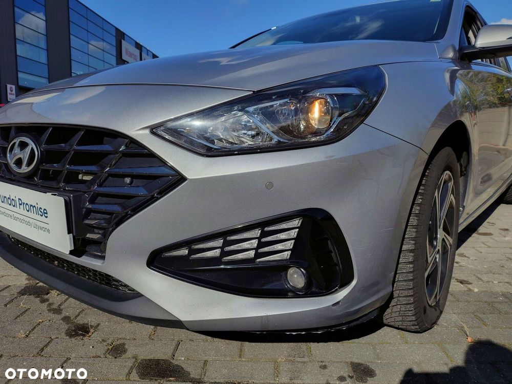 Hyundai i30 1.5 DPI Smart - 10