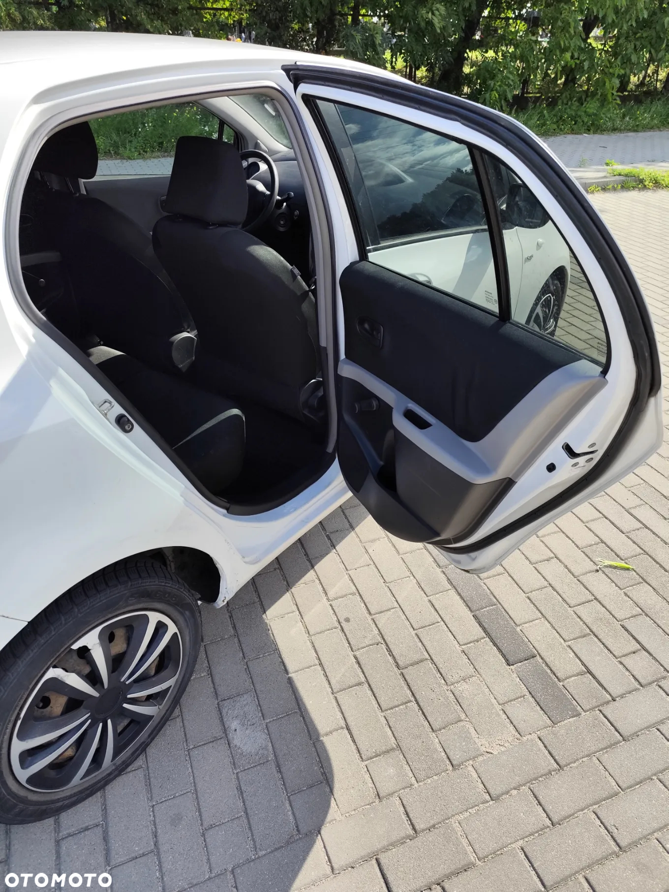 Toyota Yaris - 15