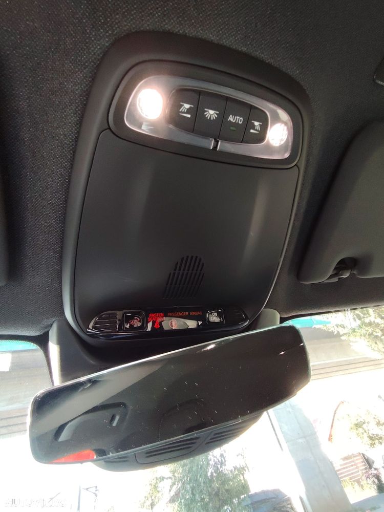 Volvo XC 40 T5 Recharge DKG Plus Dark - 33