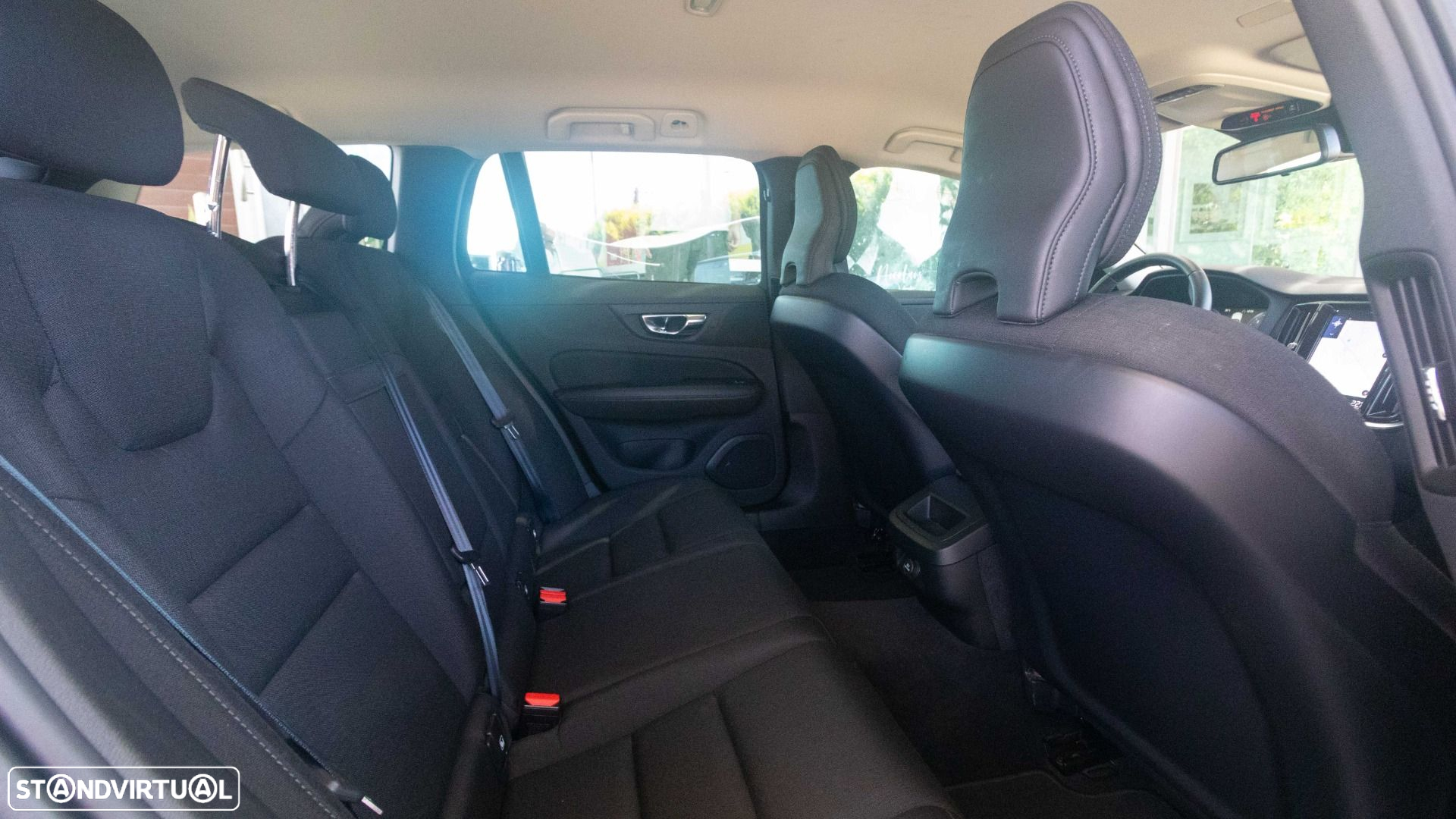 Volvo V60 2.0 D3 Geartronic - 9