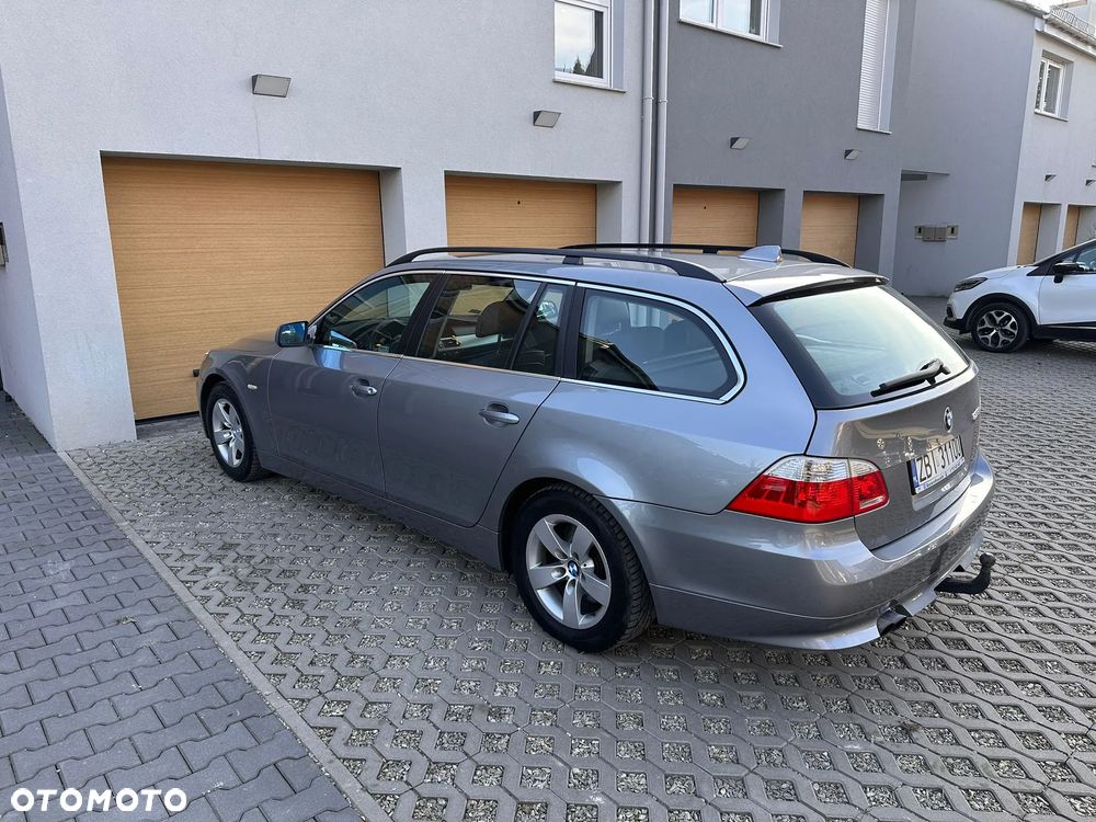 BMW Seria 5 525i - 7