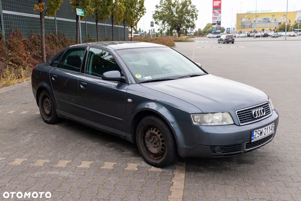 Audi A4 Limousine - 7