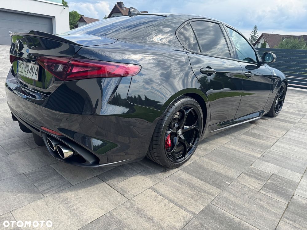 Alfa Romeo Giulia 2.9 Bi Turbo V6 Quadrifoglio - 9