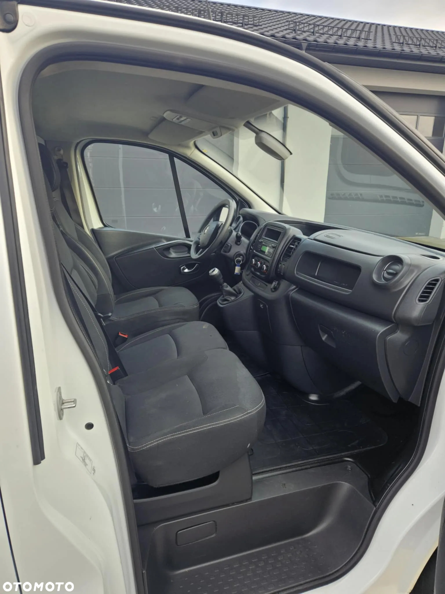 Renault TRAFIC - 7