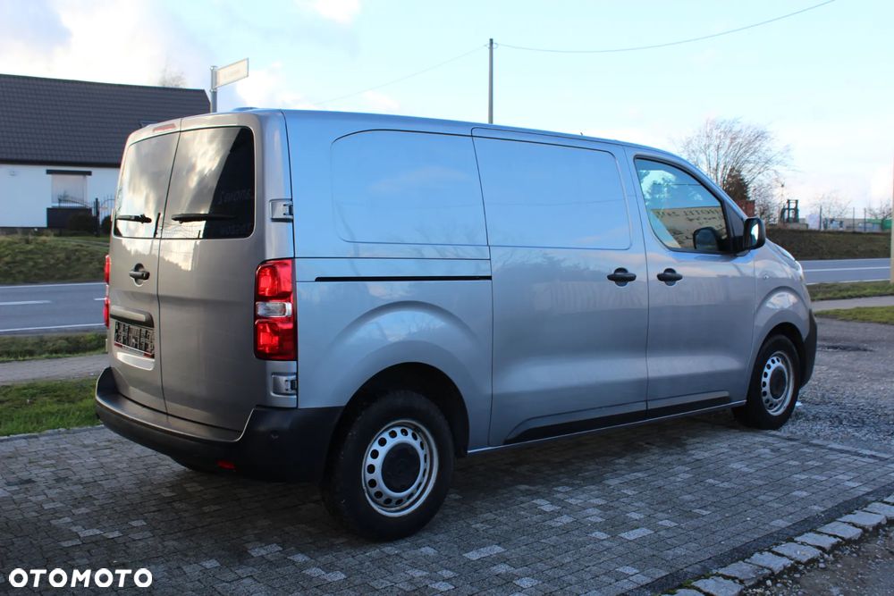 Opel Vivaro - 15