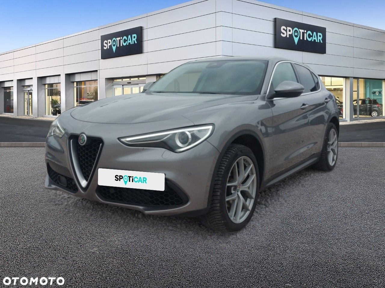 Alfa Romeo Stelvio - 1