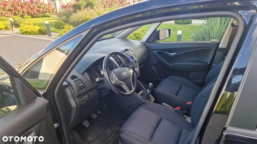 Hyundai ix20 1.4 blue Passion - 13