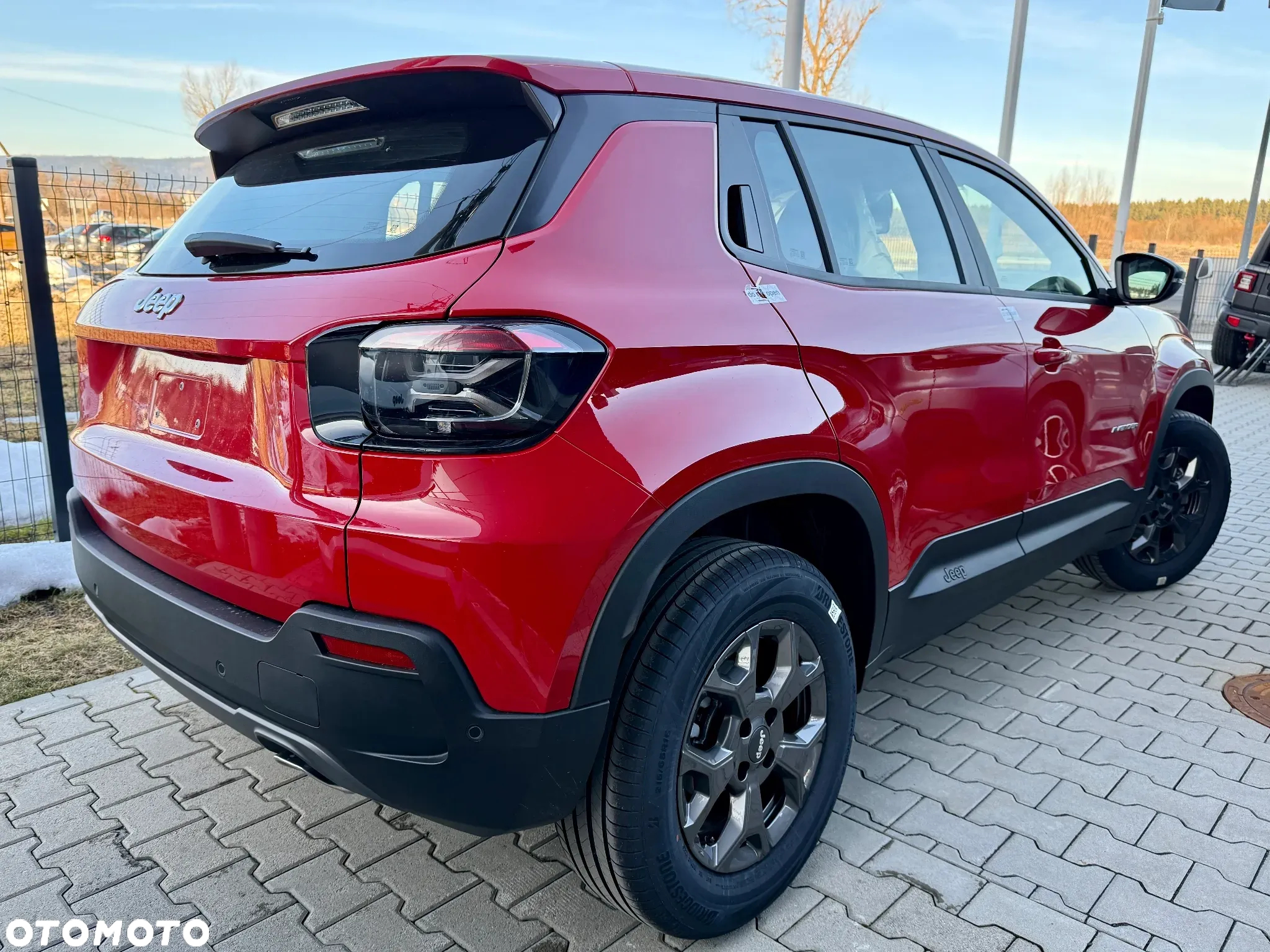 Jeep Avenger 1.2 GSE T3 Longitude FWD - 8