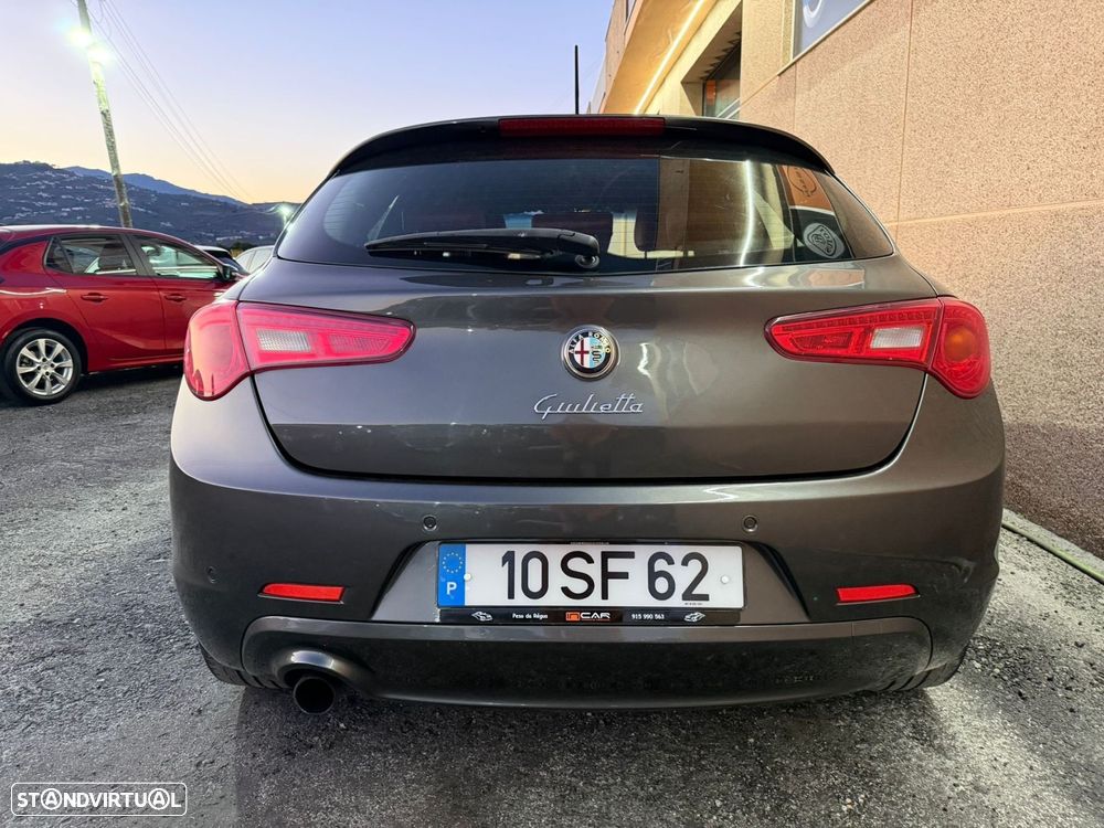 Alfa Romeo Giulietta 1.6 JTDM 16V Business - 13