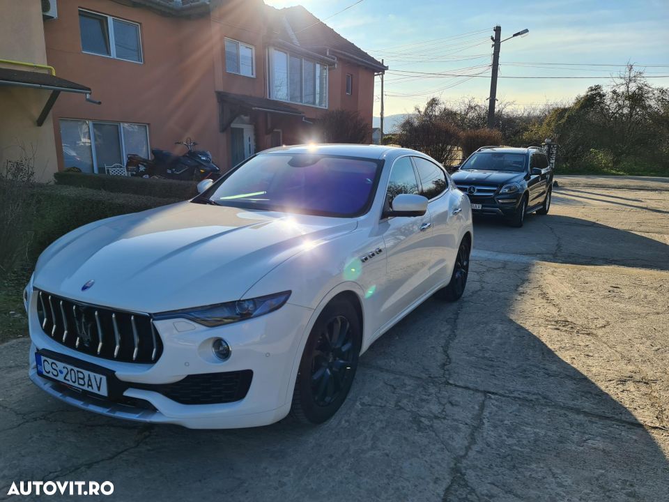 Maserati Levante Q4 - 2