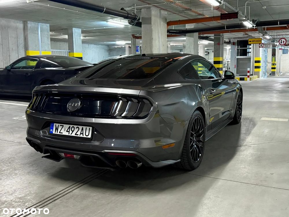 Ford Mustang 5.0 V8 GT - 5