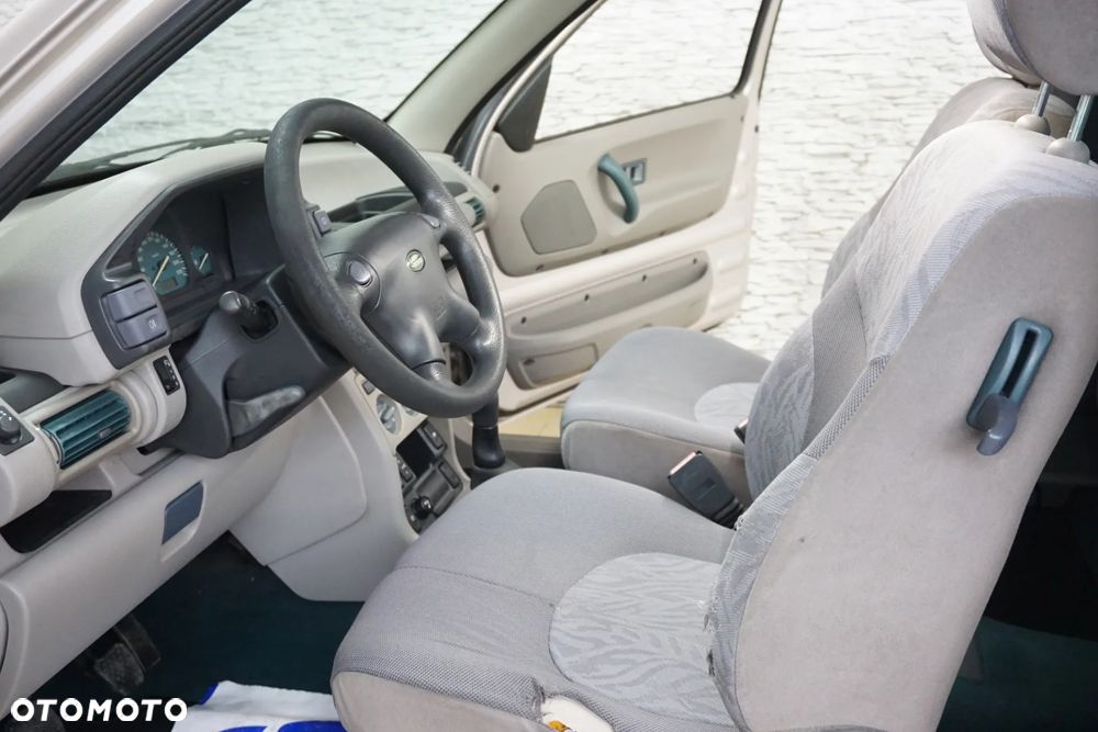 Land Rover Freelander - 31