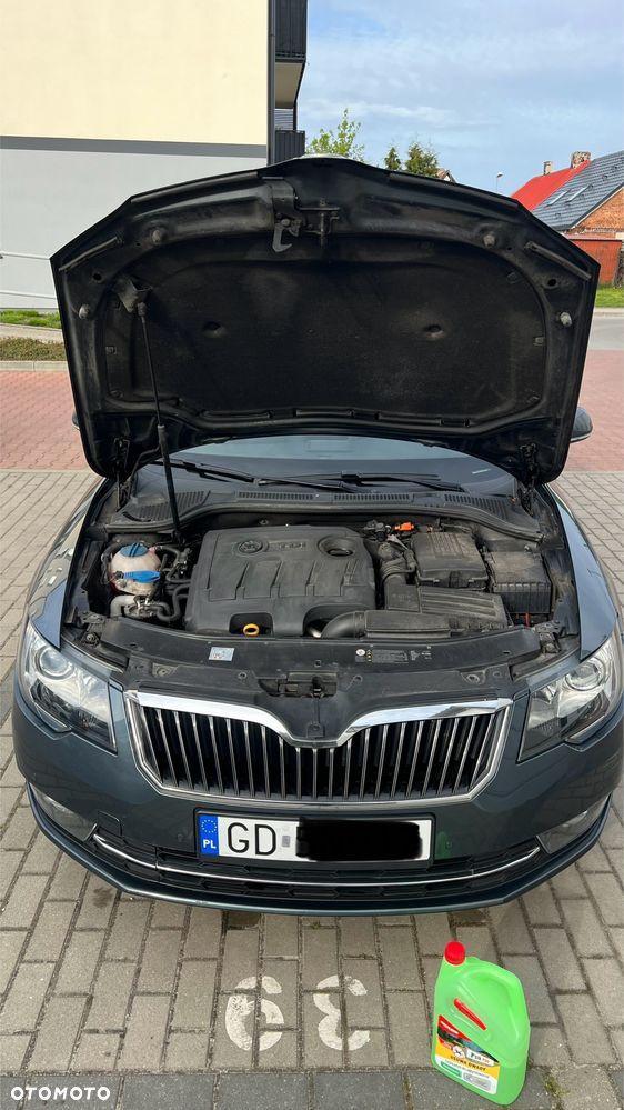 Skoda Superb 1.6 TDI Active DSG - 34