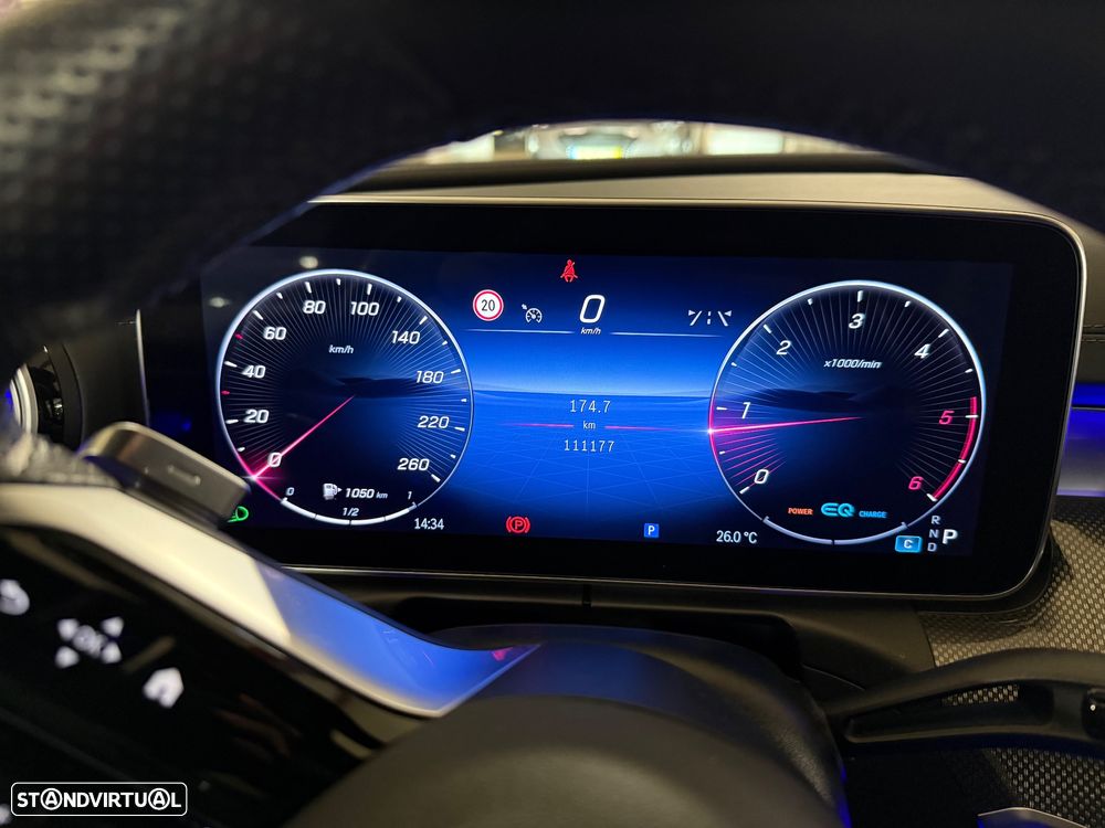 Mercedes-Benz C 300 d AMG Line - 11