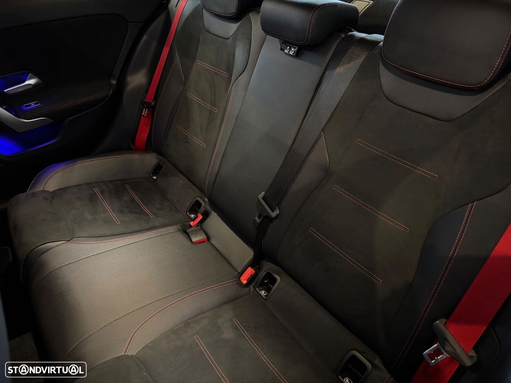 Mercedes-Benz A 35 AMG Limousine 4Matic - 44