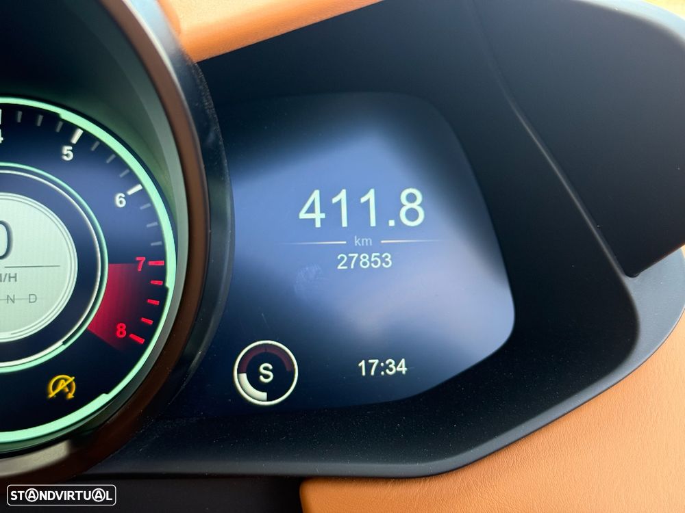 Aston Martin Vantage Roadster V8 - 27