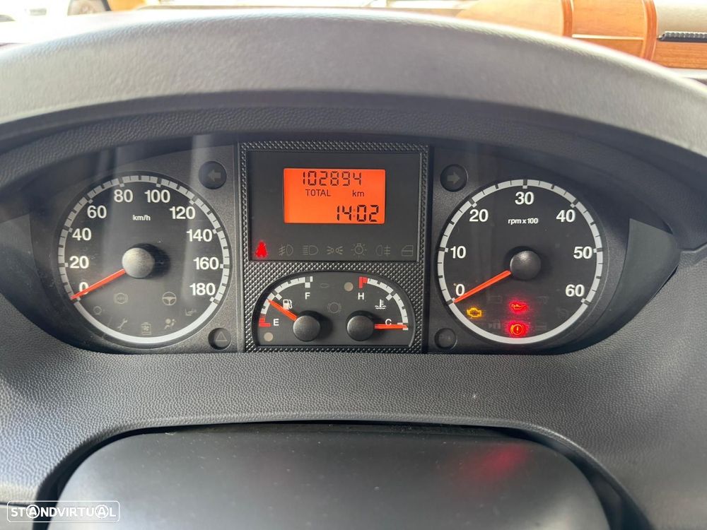 Euramobil Integra - 12