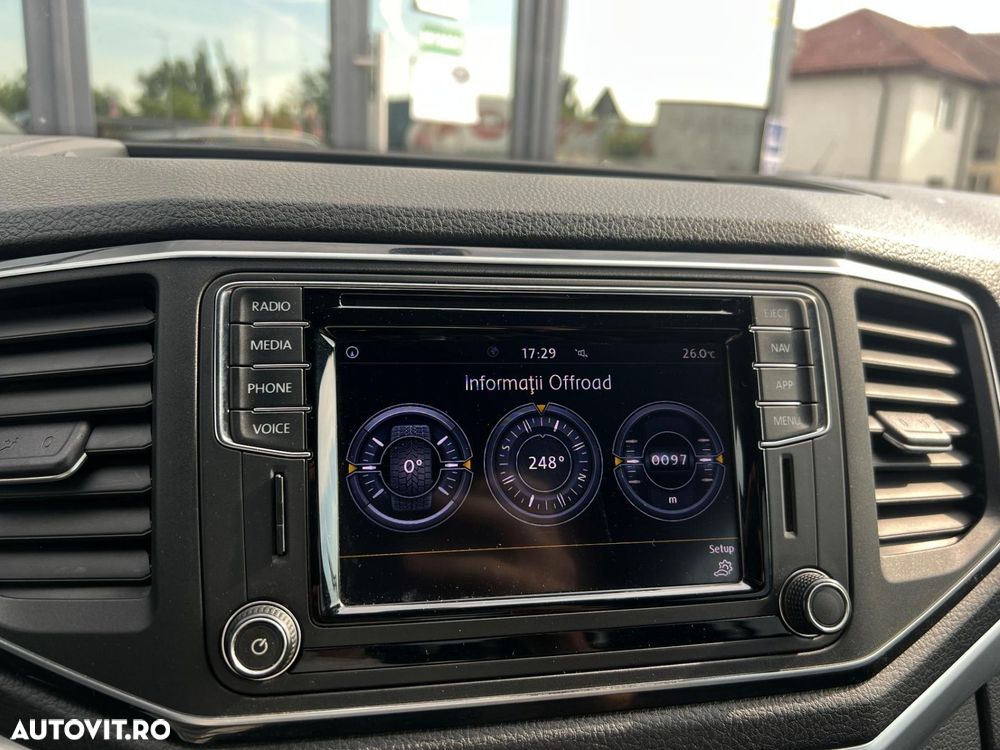 Volkswagen Amarok - 20