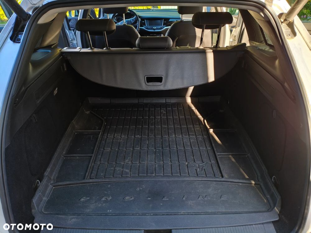 Opel Astra 1.4 T GPF Elite S&S - 9