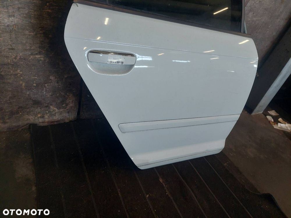 DRZWI KOMPLETNE PRAWY TYŁ AUDI A3 8P LIFT LS9R HATCHBACK 5D - 4