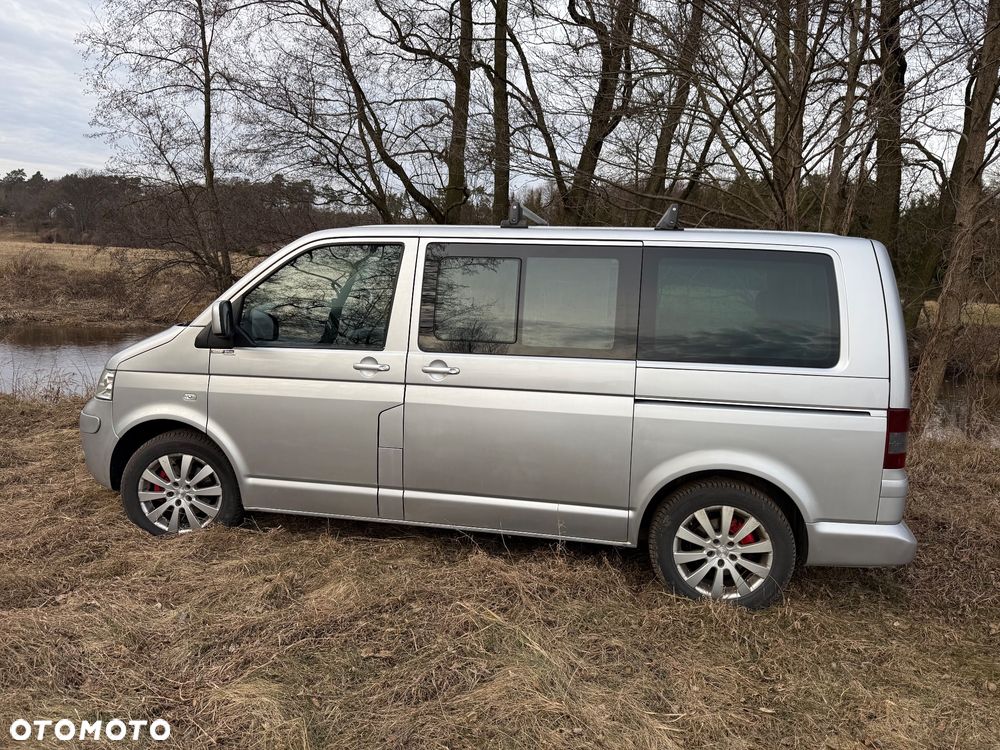 Volkswagen Multivan - 36