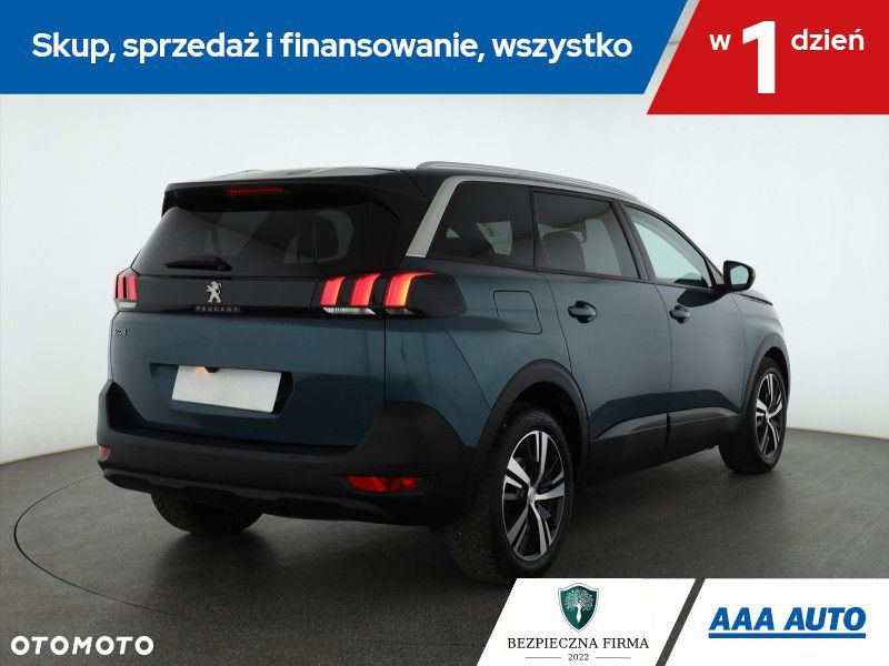 Peugeot 5008 - 6