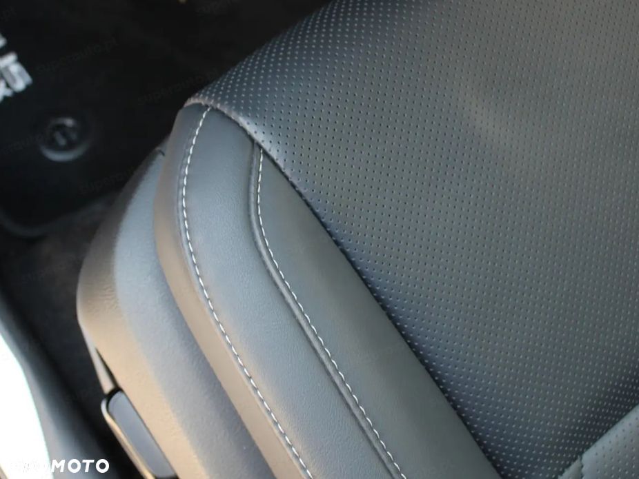 Lexus NX 350h Omotenashi AWD - 9