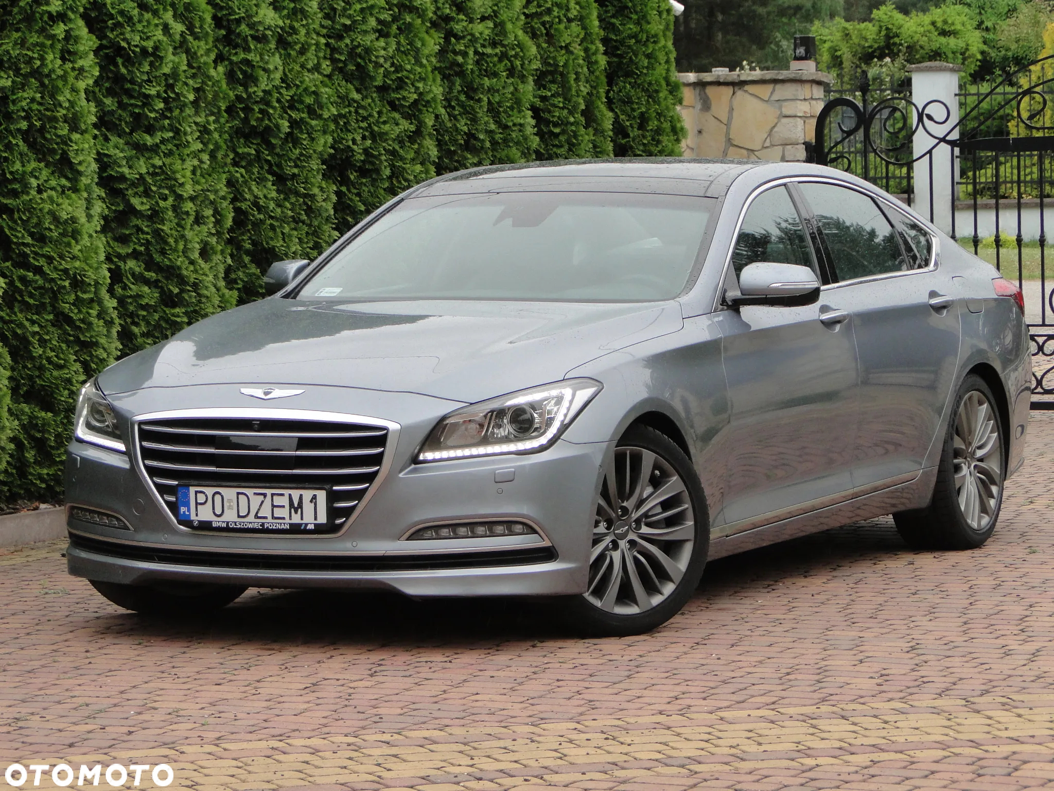 Hyundai Genesis 3.8 V6 GDI - 2