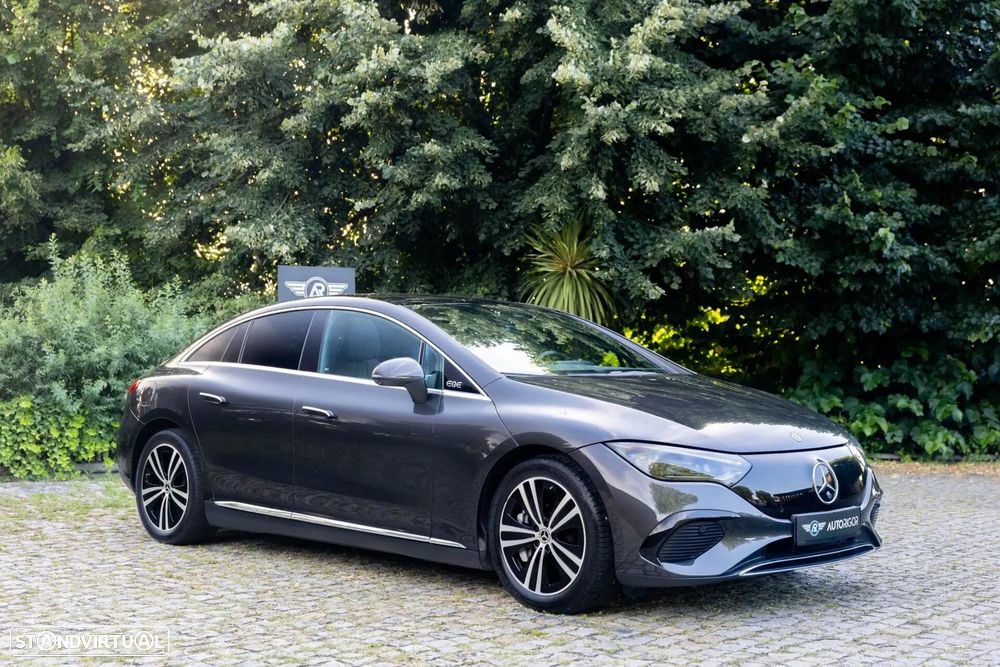 Mercedes-Benz EQE 300 Electric Art - 6