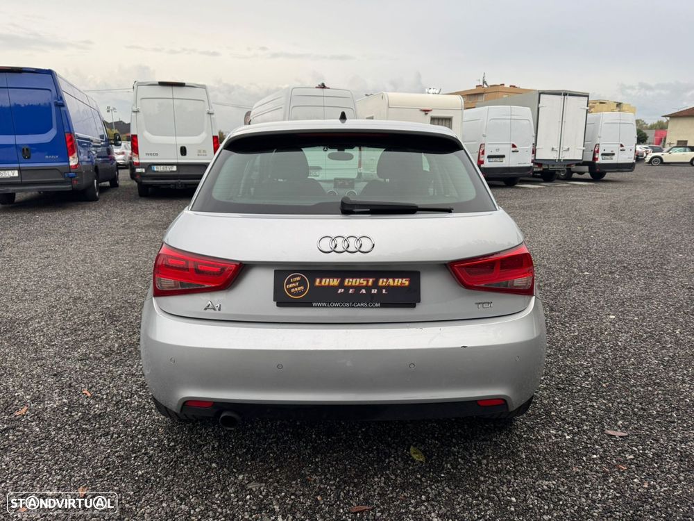 Audi A1 Sportback 1.6 TDI S-line - 11