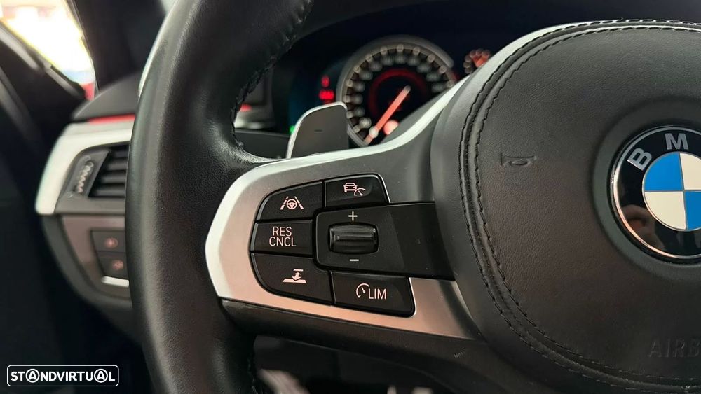 BMW 520 d Pack M Auto - 19