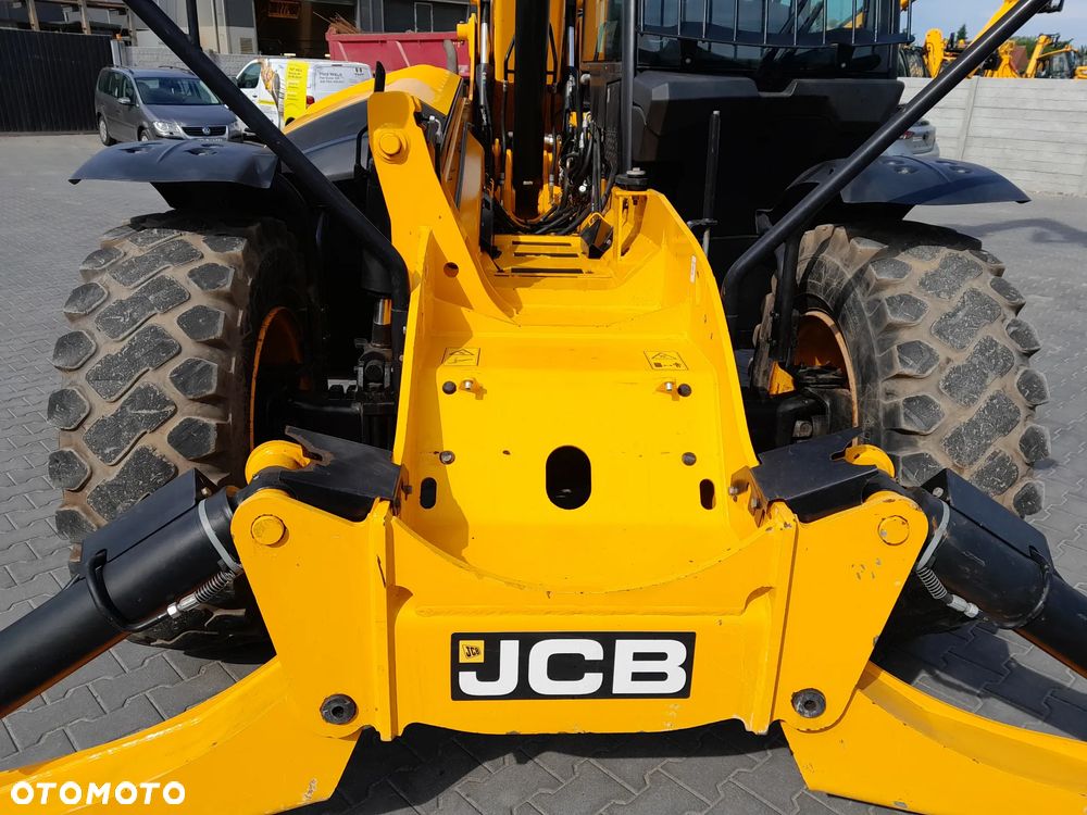 JCB 540-170 2015R - 11