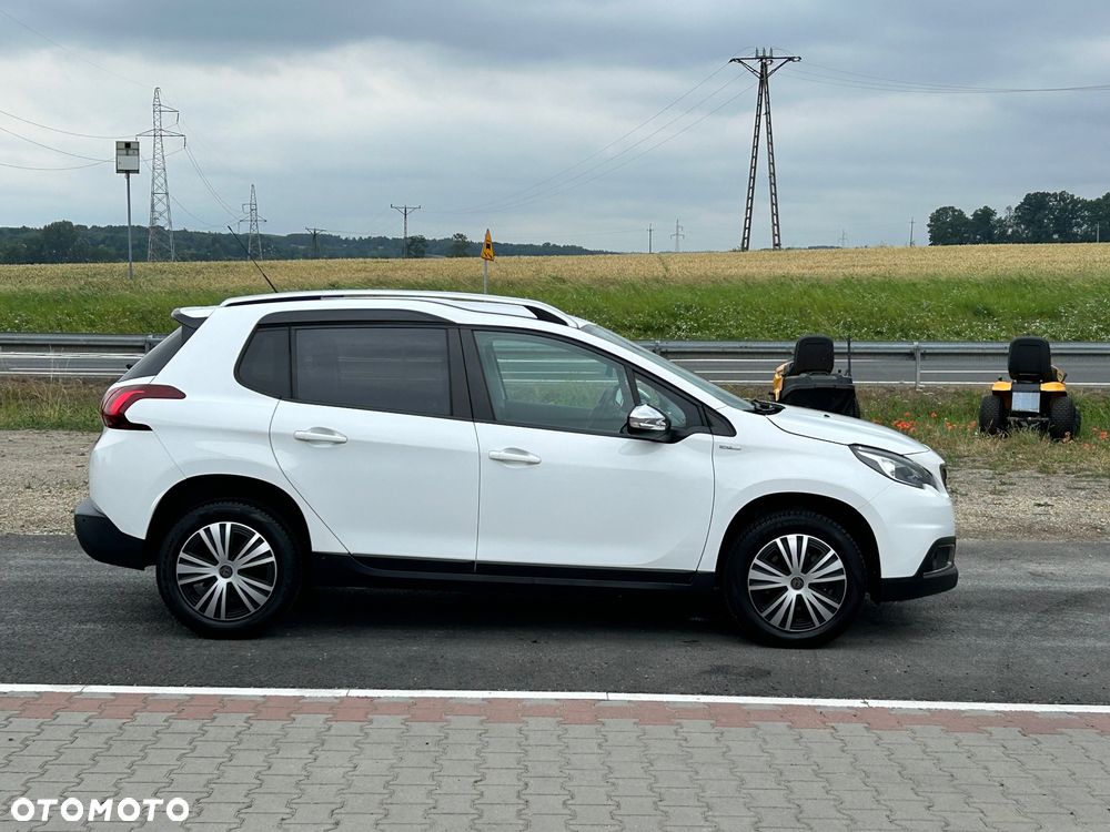 Peugeot 2008 PureTech 110 Stop&Start Style - 3