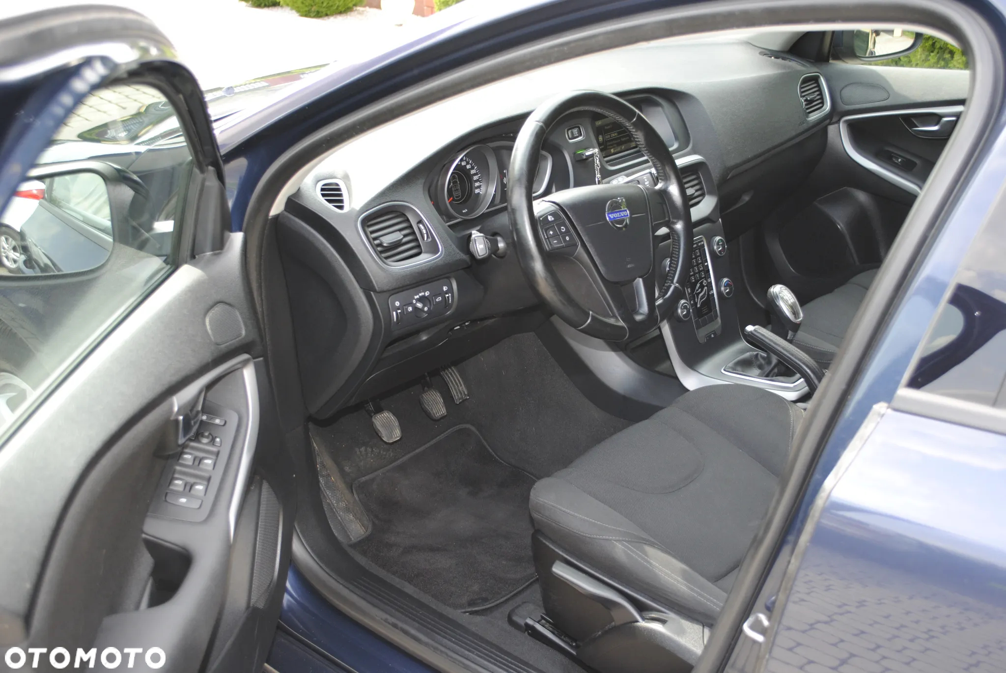 Volvo V40 - 13