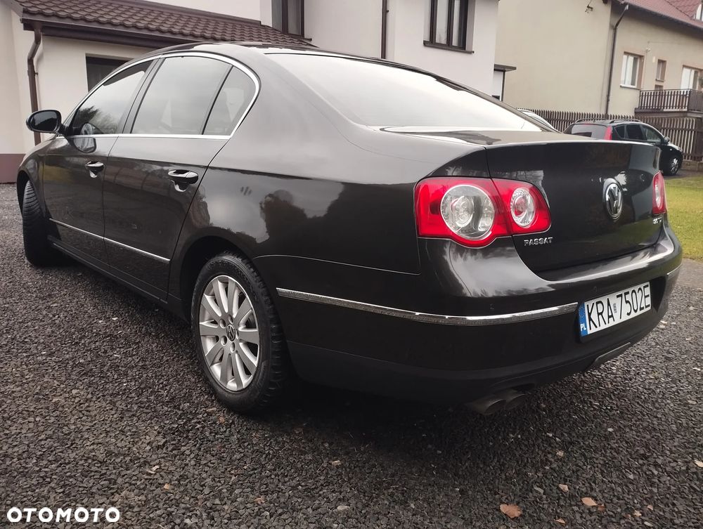 Volkswagen Passat 2.0 TDI DPF Comfortline - 3