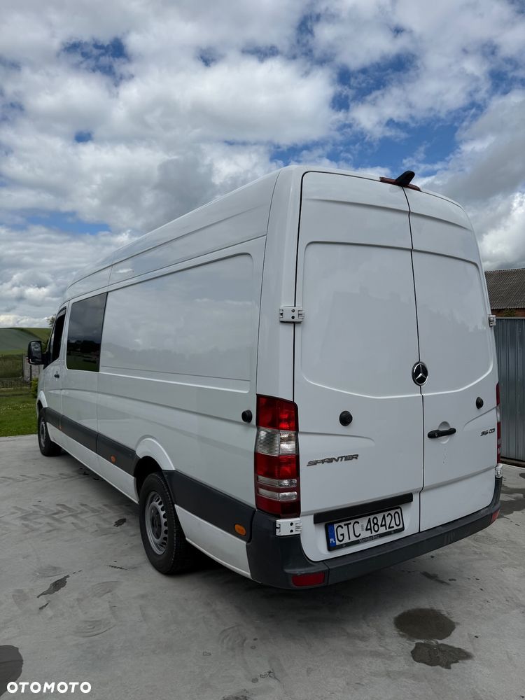 Mercedes-Benz Sprinter - 4
