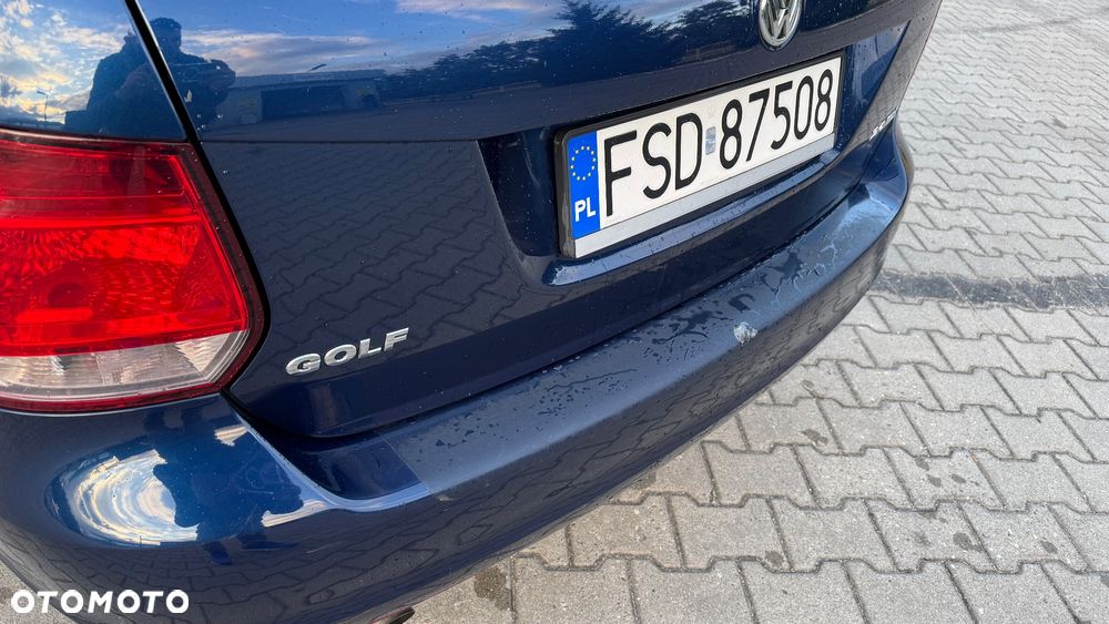 Volkswagen Golf - 6
