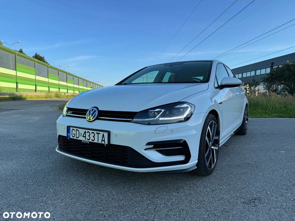 Volkswagen Golf - 4