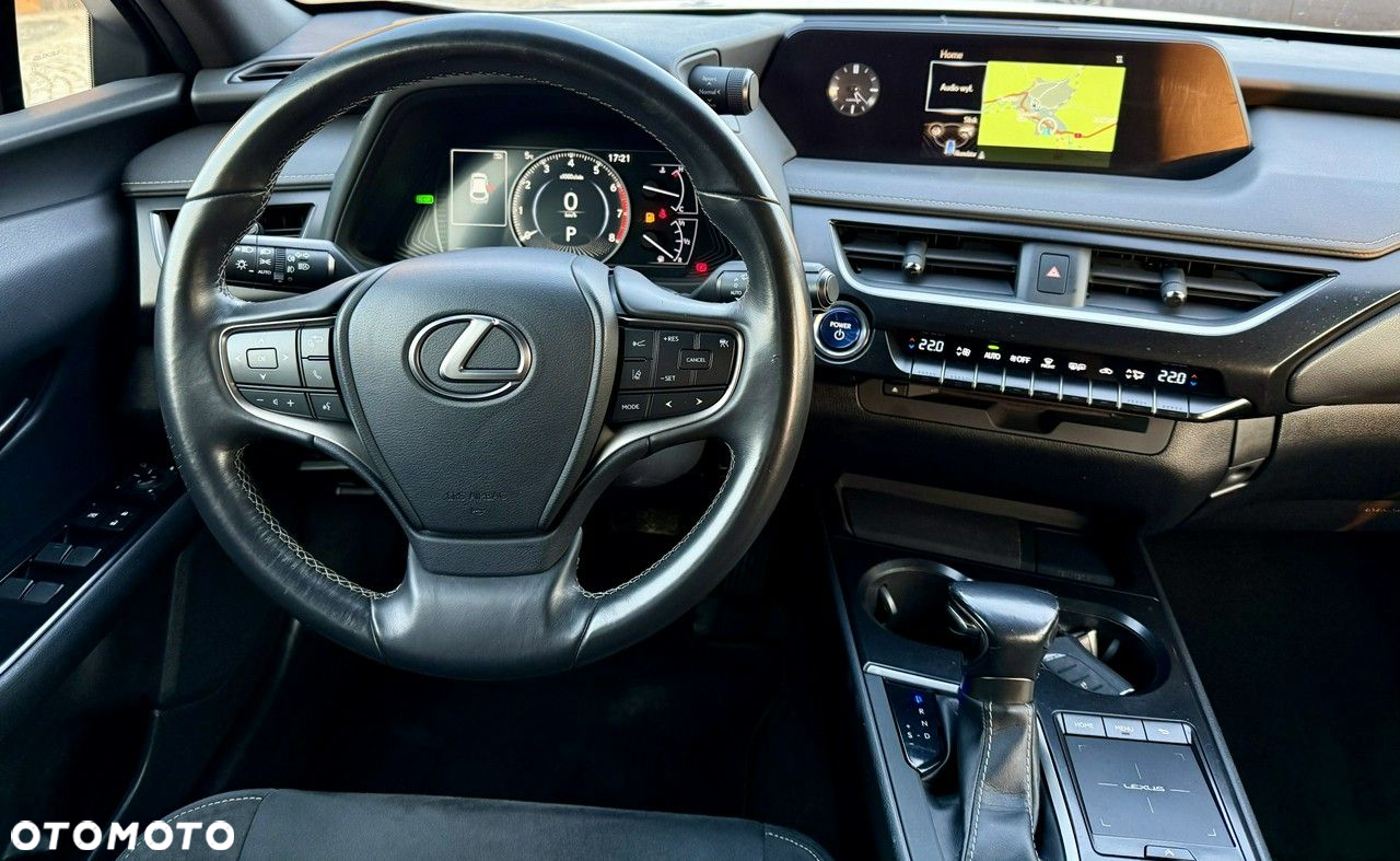 Lexus UX 250h Elegance 2WD - 17