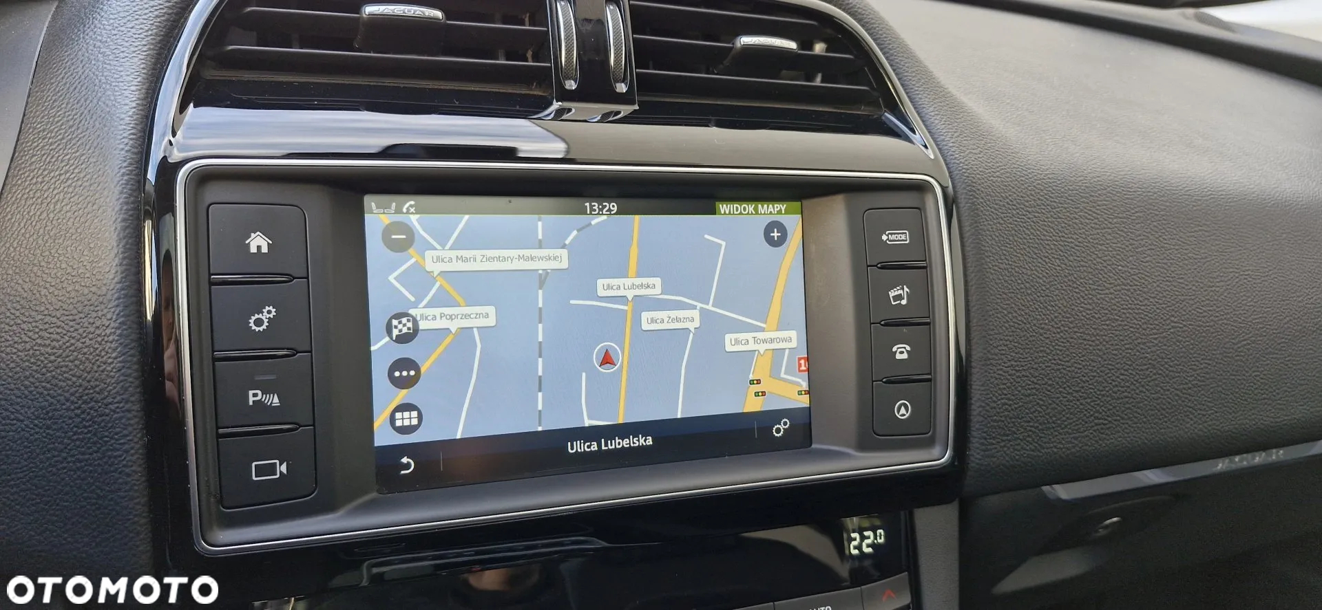 Jaguar F-Pace 2.0 i4D AWD R-Sport - 24