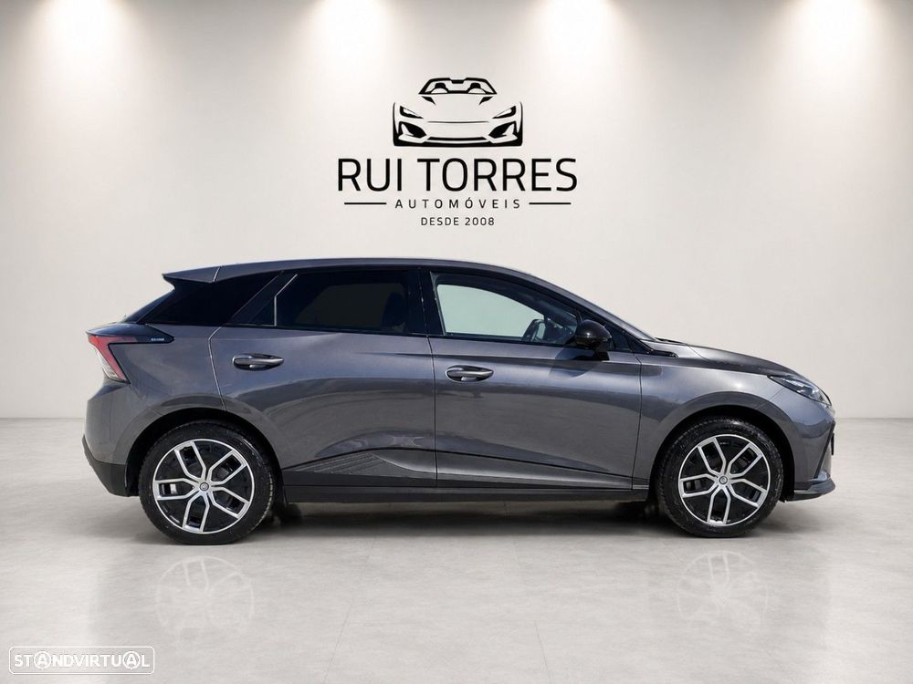 MG MG4 77 kWh Extended Range Luxury - 6