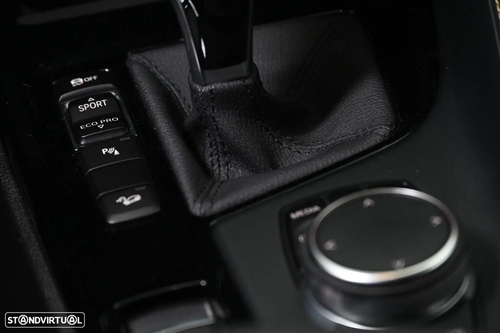 BMW X2 20 d xDrive Auto Pack M - 24