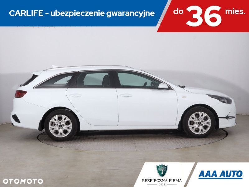 Kia Ceed - 8
