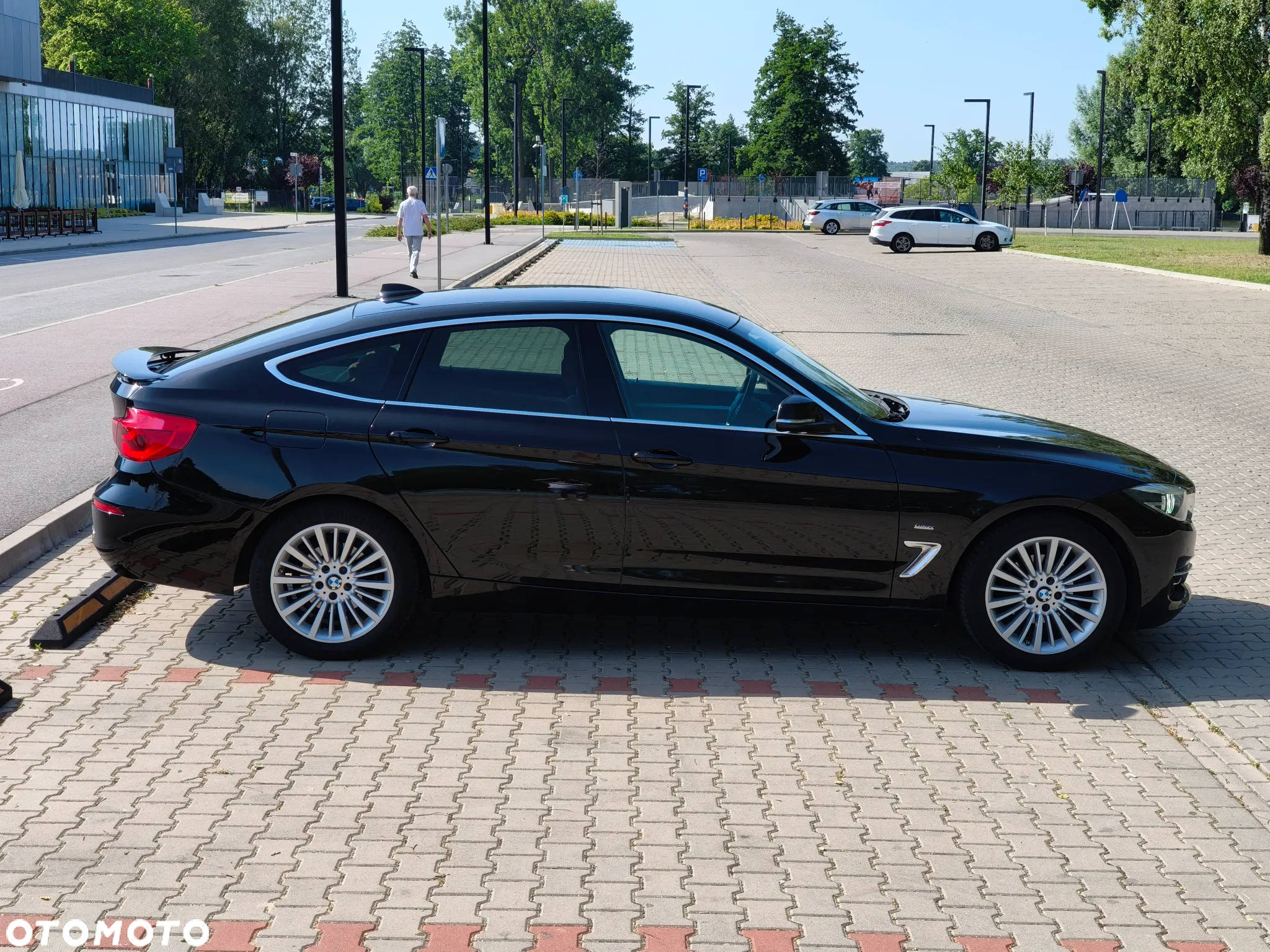 BMW 3GT 320i GT Luxury Line - 8