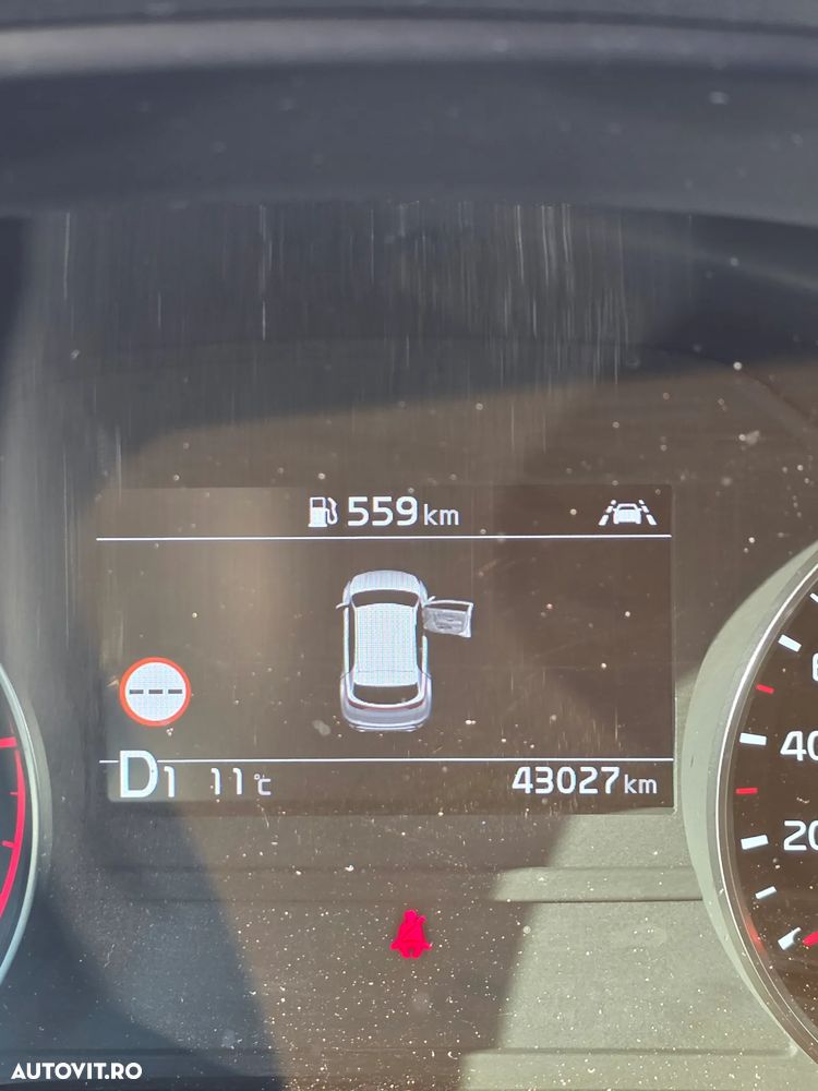 Kia Sportage 1.6 DSL MHEV 7DCT HP 4x2 GT Line - 13