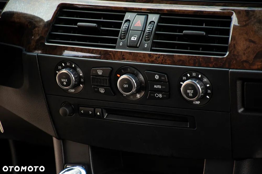 BMW Seria 5 - 25