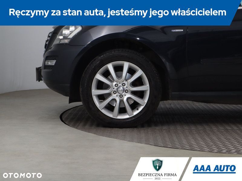 Mercedes-Benz ML - 16