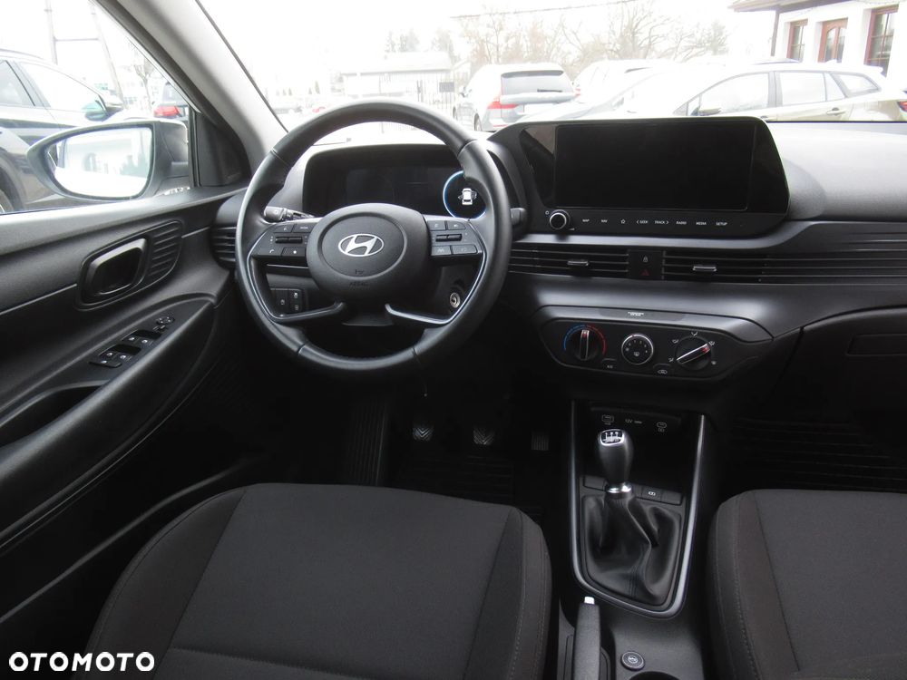 Hyundai i20 1.2 Modern - 11